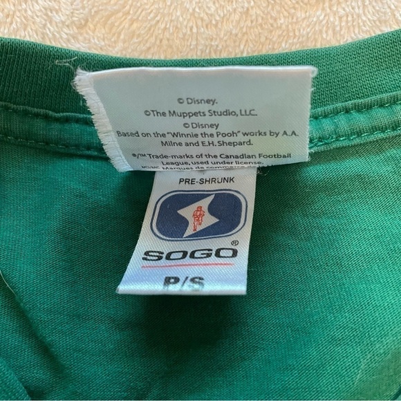 NFL- DISNEY-Goofy - Saskatchewan Roughriders MVP Pullover TShirt - Size Small - Picture 5 of 6